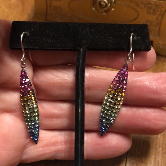 Beautiful pair of Swarovski Crystal 925 Silver Earrings from Malaysia - Picture 3 of 8